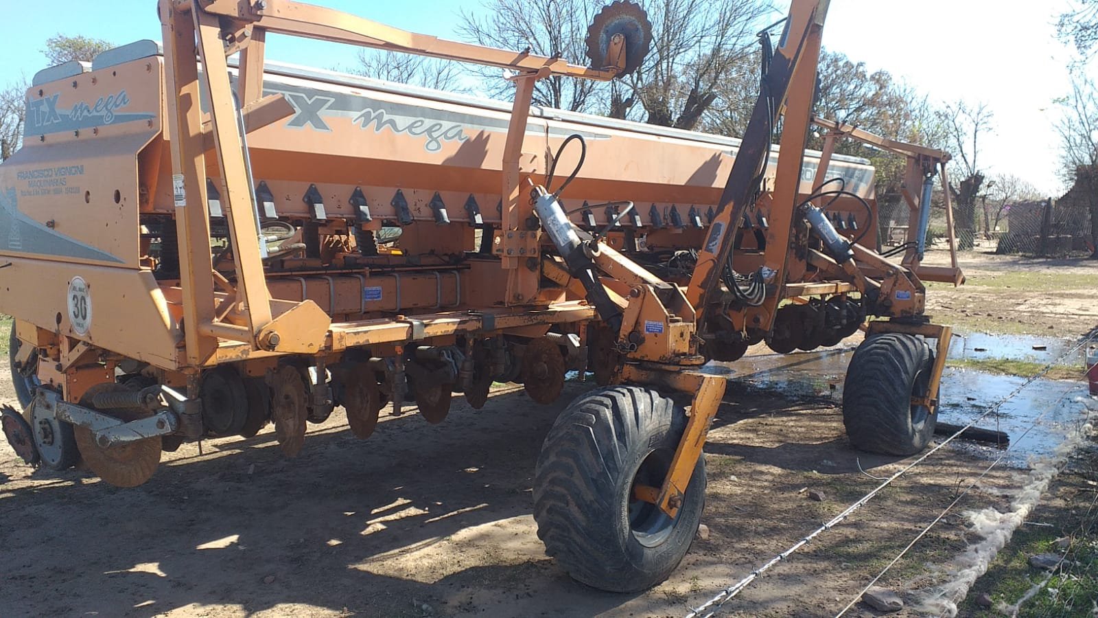 Sembradora Agrometal TXMEGA